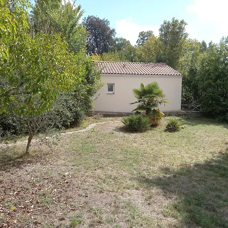 Apartamento Meublé Climatisé 4 étoiles E *