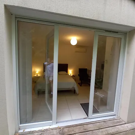 Apartamento Meublé Climatisé 4 étoiles E *